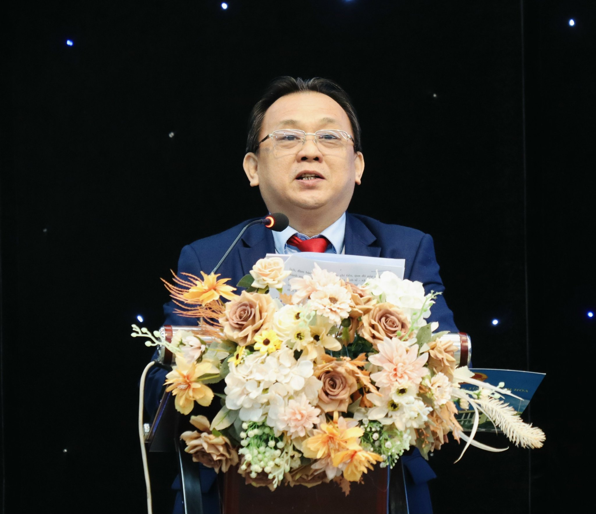 Phó Chủ tịch Thường trực UBND tỉnh Khánh Hòa Lê Hữu Hoàng phát biểu chỉ đạo tại hội nghị